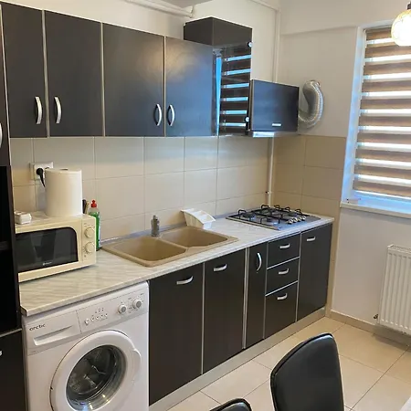 Ionut Summerland Apartment